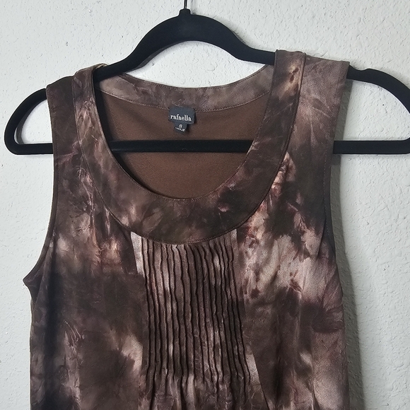 Rafaella Tank Top Womens Small Brown Tie Dye Pleat Front‎ Dark Fairy Grunge Y2K - Picture 2 of 8